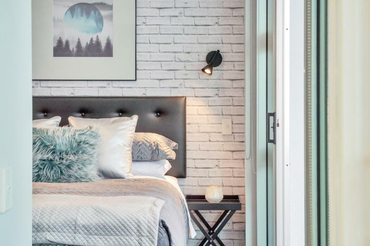 Princes Wharf Boutique Apartments Окленд Экстерьер фото